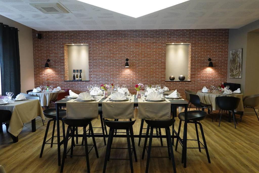 Restaurant De La Poste Hotel 3*